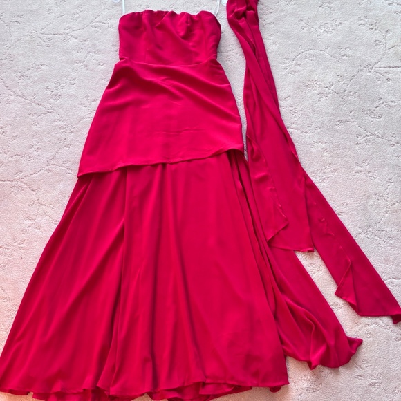 Red Strapless high slit maxi dress - Picture 7 of 9